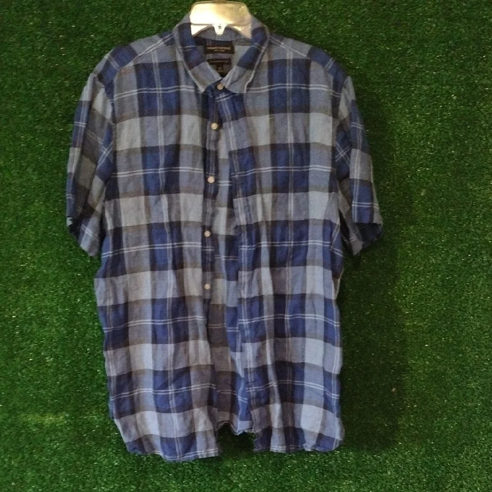 Banana Republic 100% Linen Short Sleeve  Button Down Plaid Men's Shirt